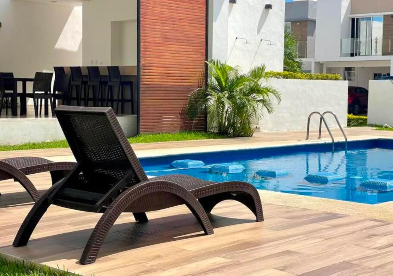 Casa Familiar En Condominio Privado Cerca De Playa 칸쿤 외부 사진